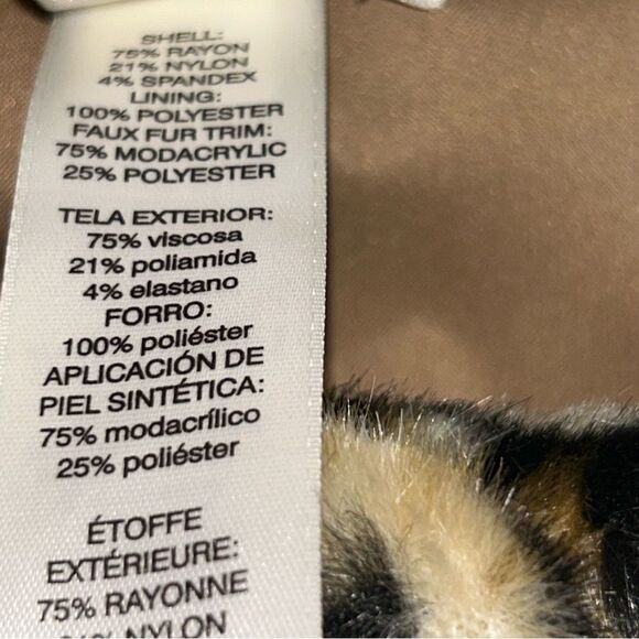 Chico’s Button Front Faux Fur Trim Swing Coat Jacket Chicos - Picture 4 of 6